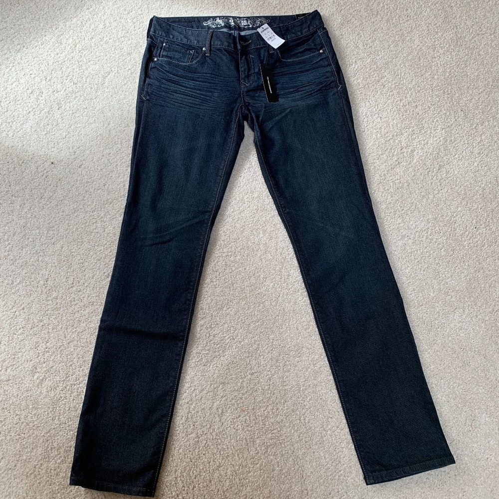 Express Stella Skinny Regular Fit Low Rise Barely Boot - New with tags